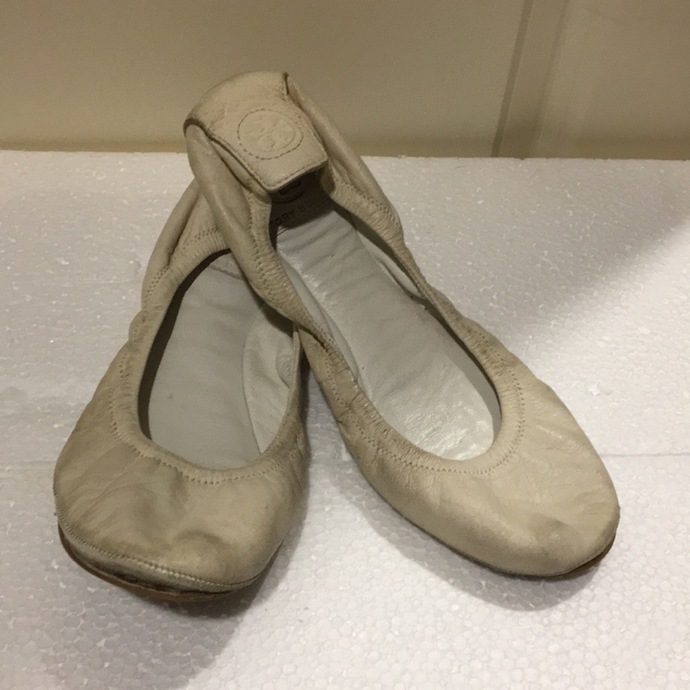 Tory Burch womens leather elastic ballet flats shoes back logo size 7.5 cream